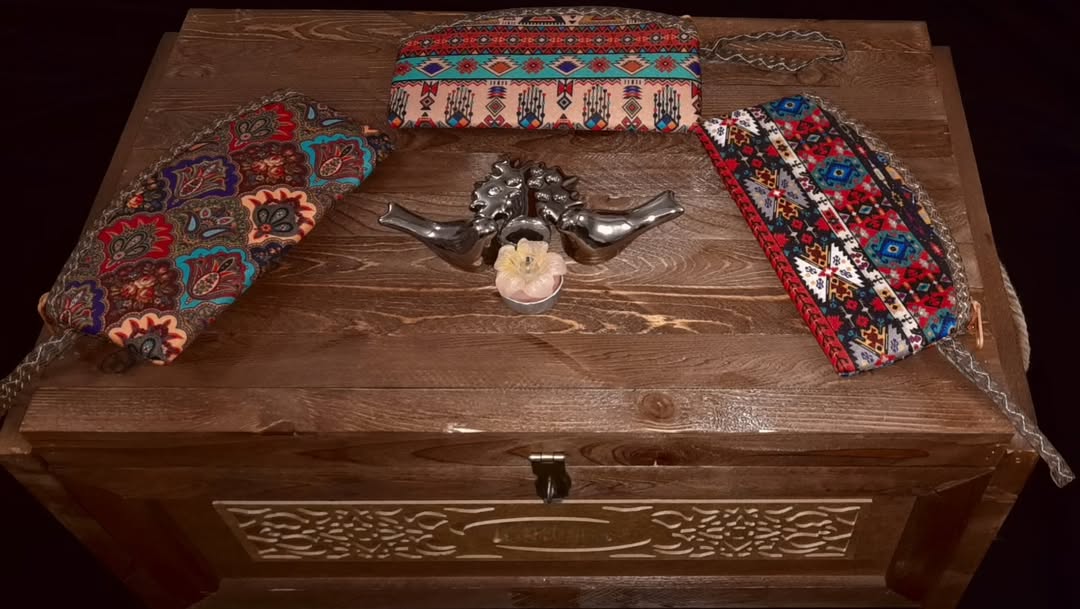 کیف لوازم آرایش و جامدادی طرح سنتی ترمه